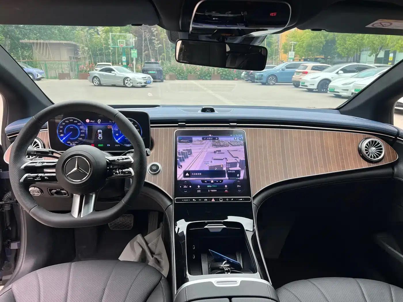 Mercedes-Benz EQE 2022 350 Luxury Edition — миниатюра 18