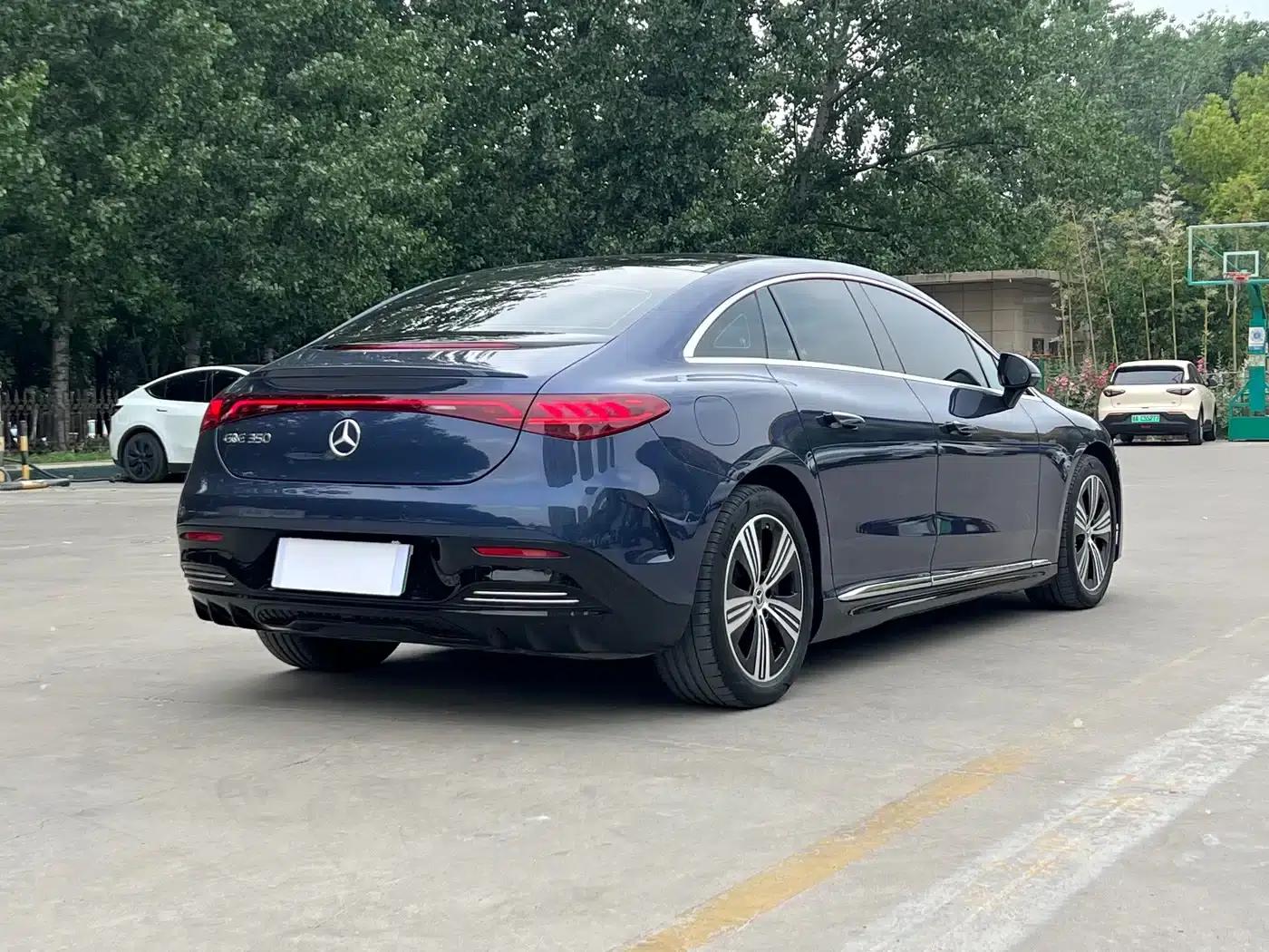 Mercedes-Benz EQE 2022 350 Luxury Edition — миниатюра 5