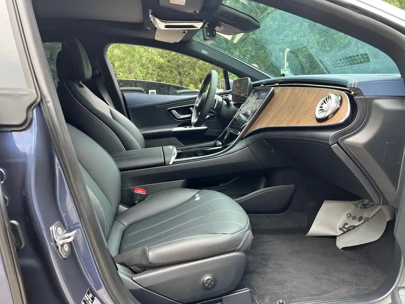 Mercedes-Benz EQE 2022 350 Luxury Edition — миниатюра 10