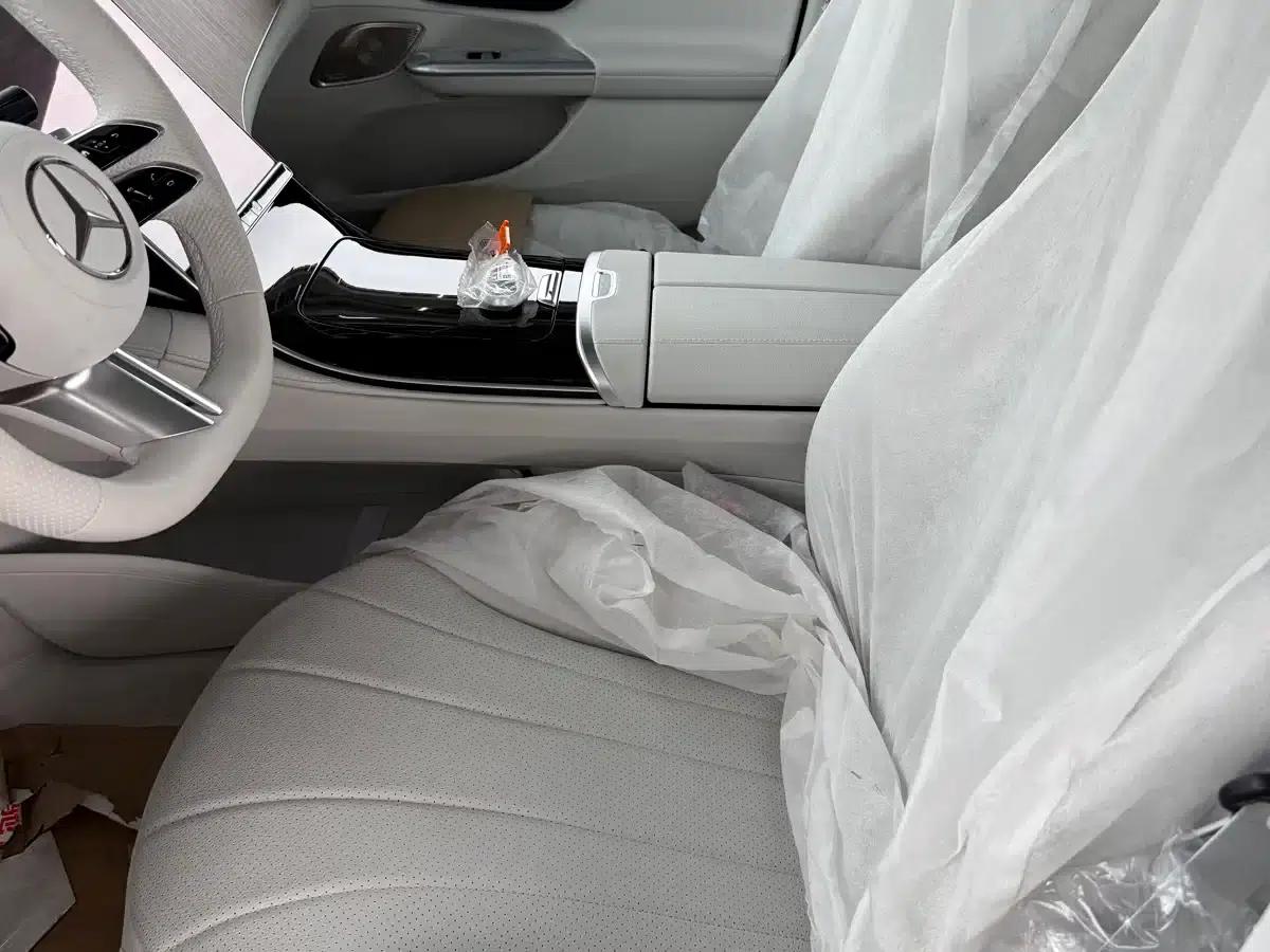 Mercedes-Benz EQE 2025 500 4MATIC Pioneer Edition — миниатюра 13