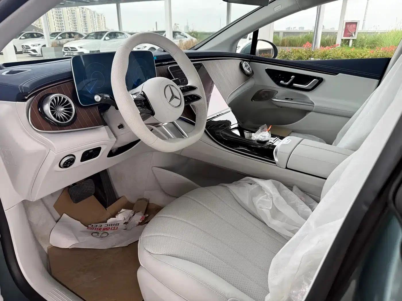 Mercedes-Benz EQE 2025 500 4MATIC Pioneer Edition — миниатюра 7