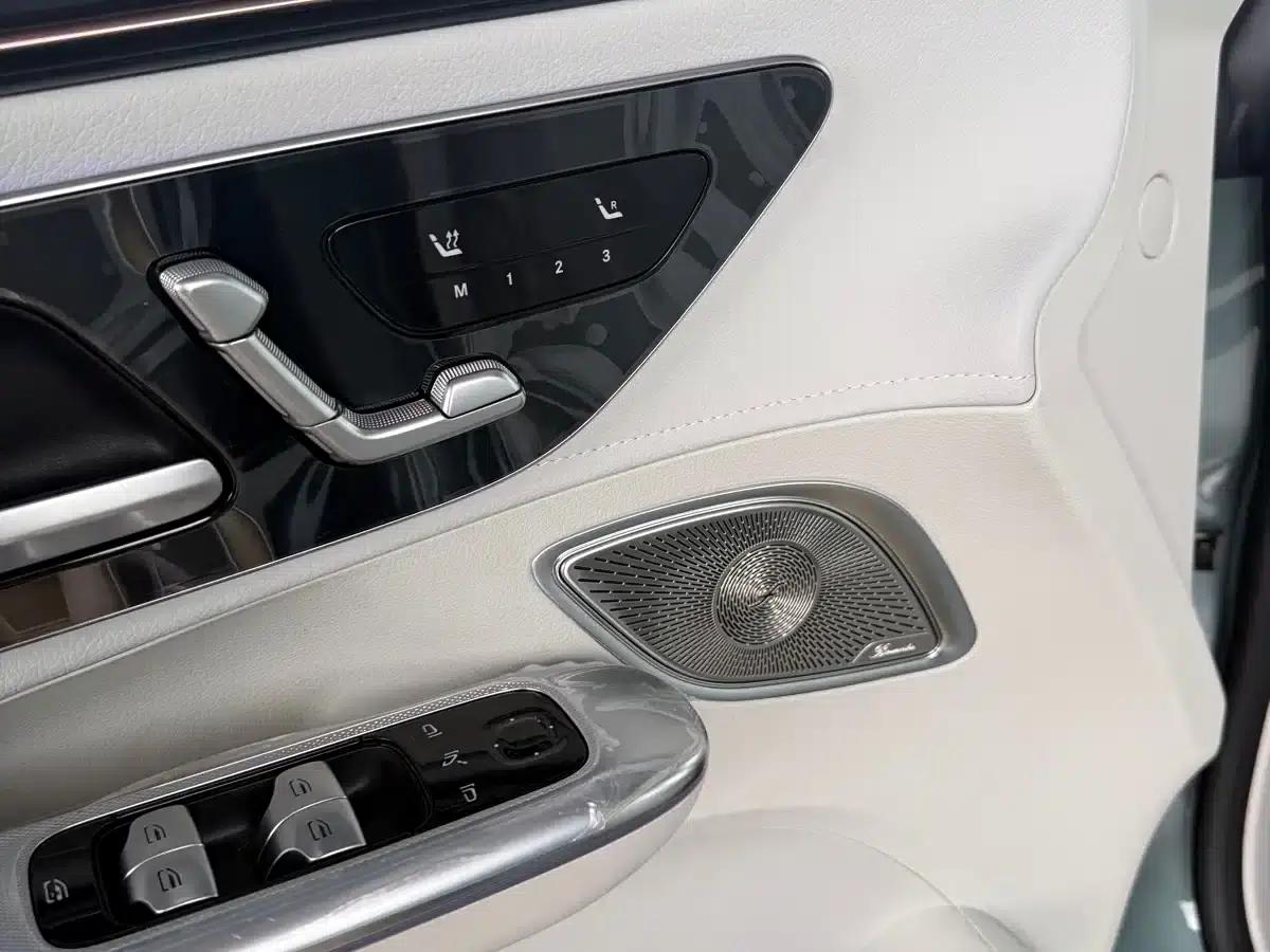 Mercedes-Benz EQE 2025 500 4MATIC Pioneer Edition — миниатюра 9