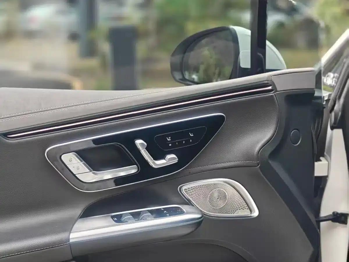 Mercedes-Benz EQE 2022 350 Luxury Edition — миниатюра 15