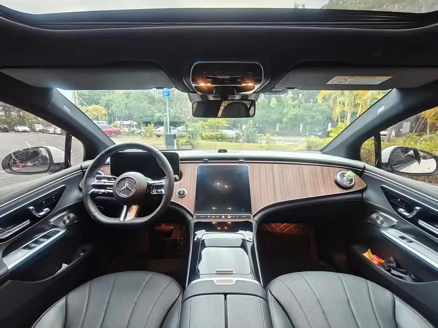 Mercedes-Benz EQE 2022 350 Luxury Edition — миниатюра 7
