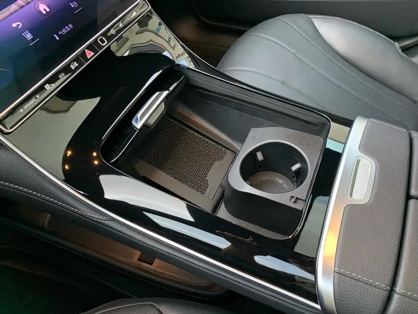 Mercedes-Benz EQE 2022 350 Pioneer Edition — миниатюра 21