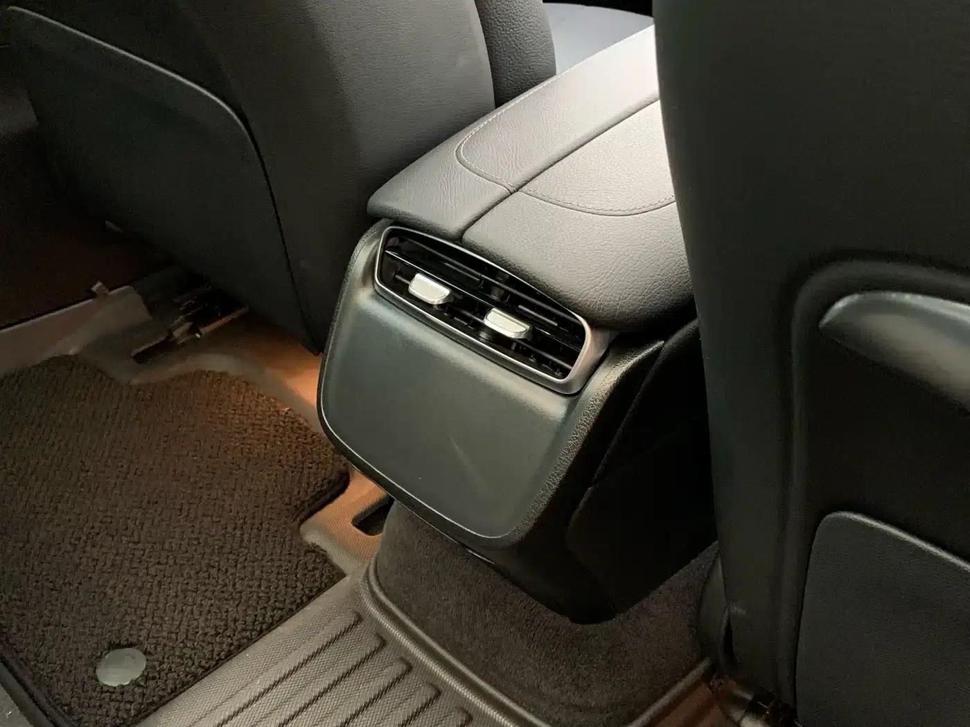 Mercedes-Benz EQE 2022 350 Pioneer Edition — миниатюра 30