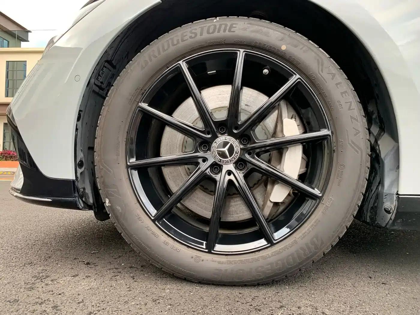 Mercedes-Benz EQE 2022 350 Pioneer Edition — миниатюра 9