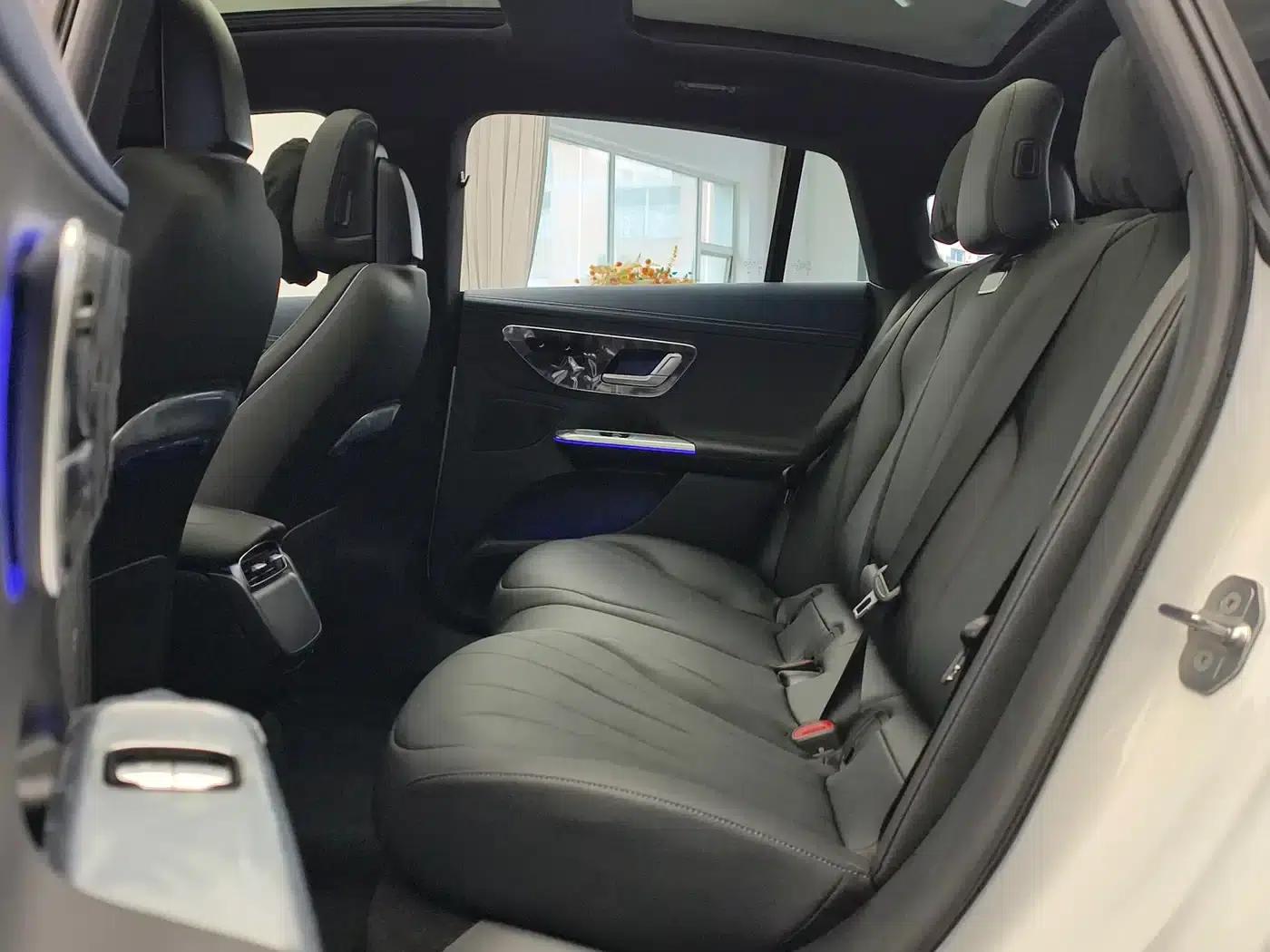Mercedes-Benz EQE 2025 500 4MATIC Luxury Edition — миниатюра 14