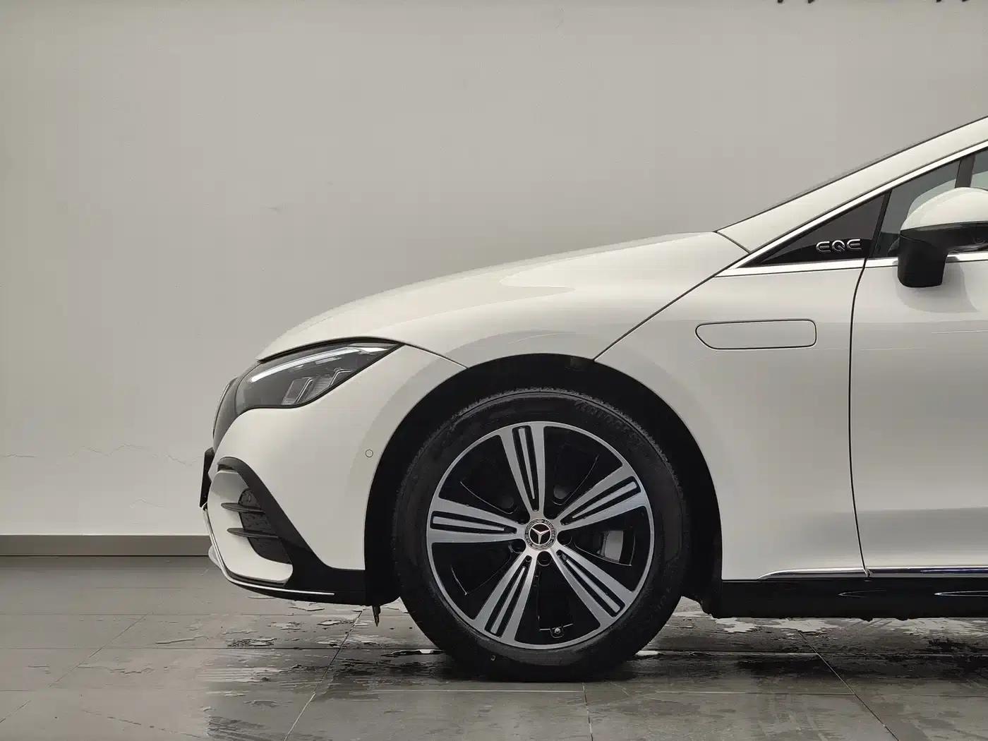 Mercedes-Benz EQE 2025 500 4MATIC Luxury Edition — миниатюра 20