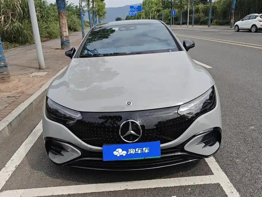 Mercedes-Benz EQE 2022 350 First Edition — миниатюра 2