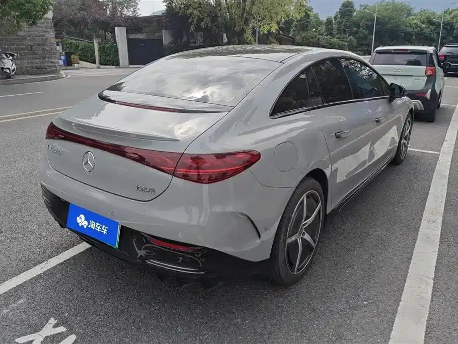 Mercedes-Benz EQE 2022 350 First Edition — миниатюра 3