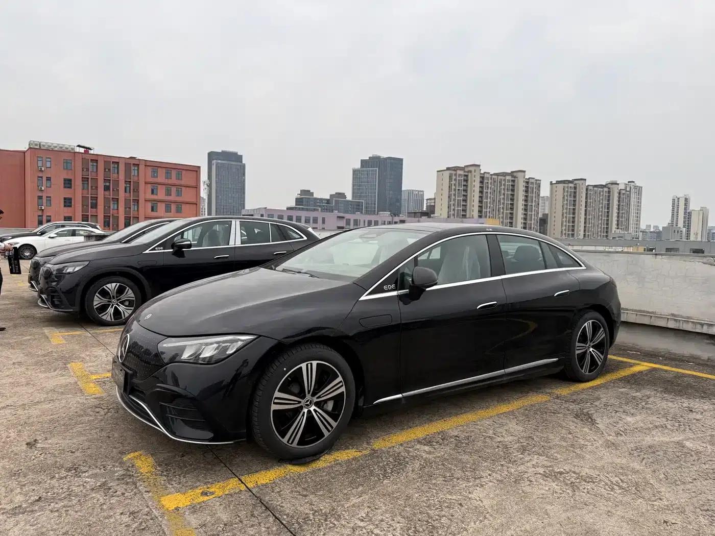 Mercedes-Benz EQE 2025 500 4MATIC Luxury Edition — миниатюра 2