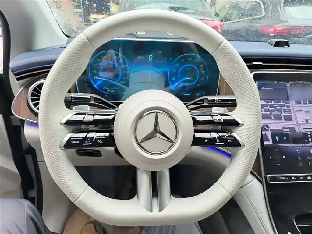 Mercedes-Benz EQE 2025 500 4MATIC Pioneer Edition — миниатюра 11