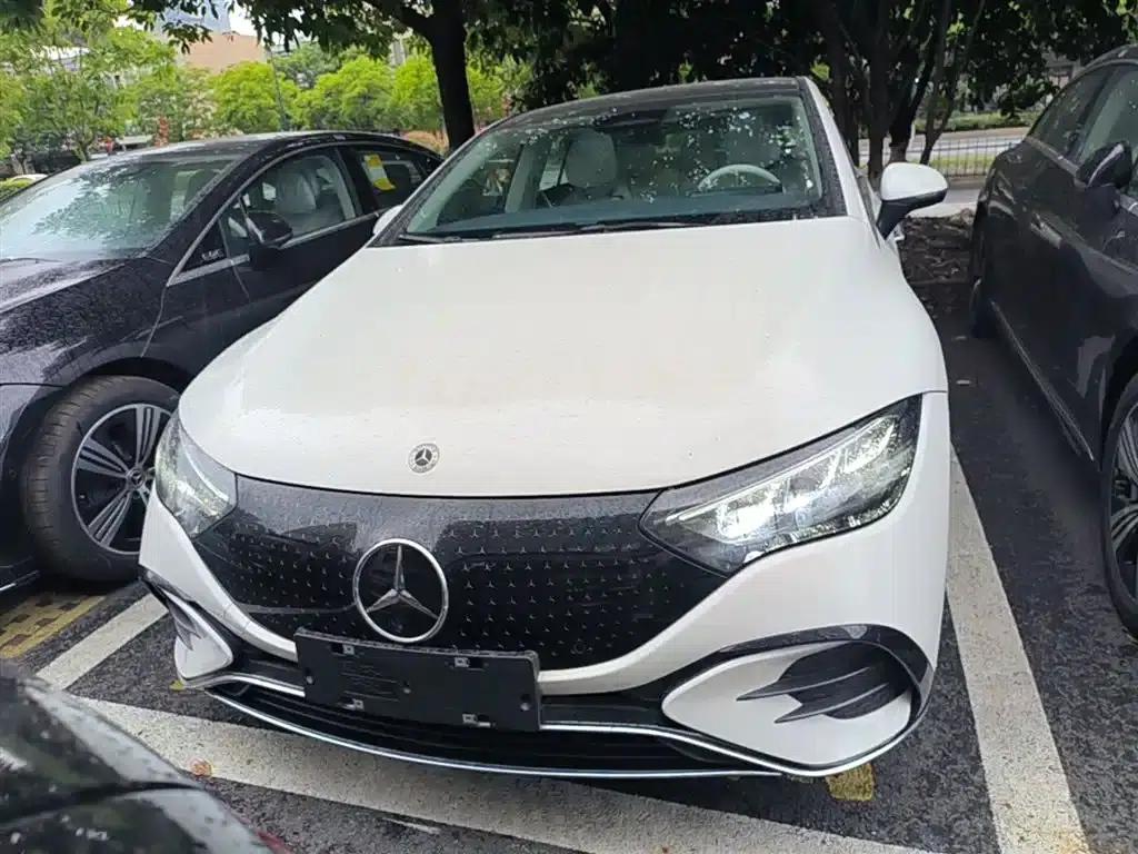 Mercedes-Benz EQE 2025 500 4MATIC Pioneer Edition — миниатюра 3