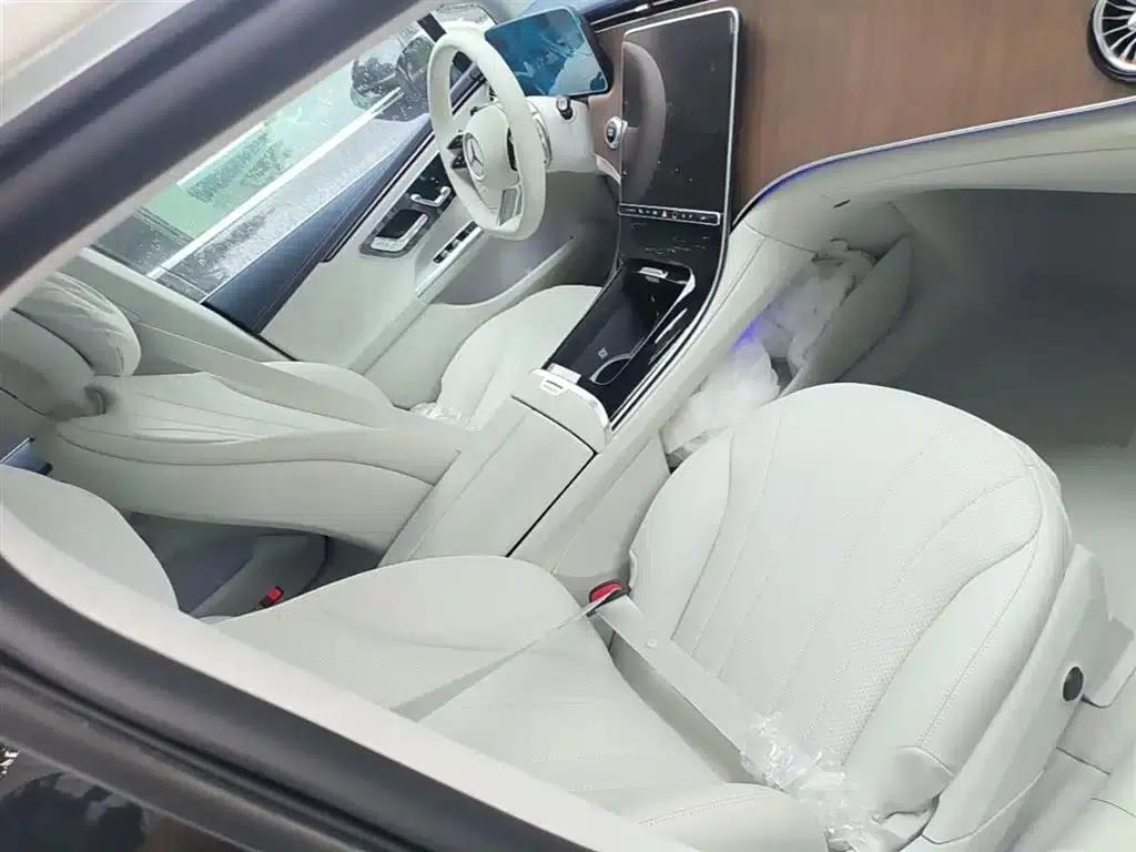 Mercedes-Benz EQE 2025 500 4MATIC Pioneer Edition — миниатюра 25