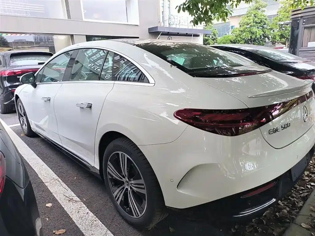 Mercedes-Benz EQE 2025 500 4MATIC Pioneer Edition — миниатюра 5