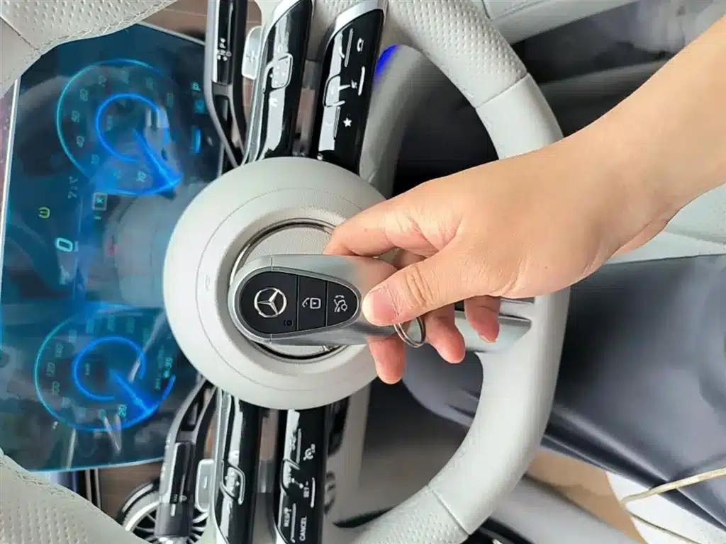 Mercedes-Benz EQE 2025 500 4MATIC Pioneer Edition — миниатюра 9