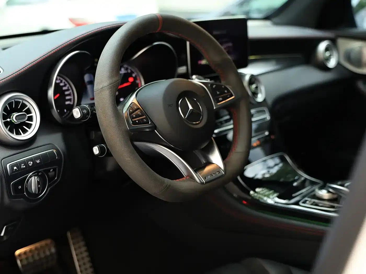 2017 Mercedes-Benz GLC AMG 43 4MATIC — миниатюра 9