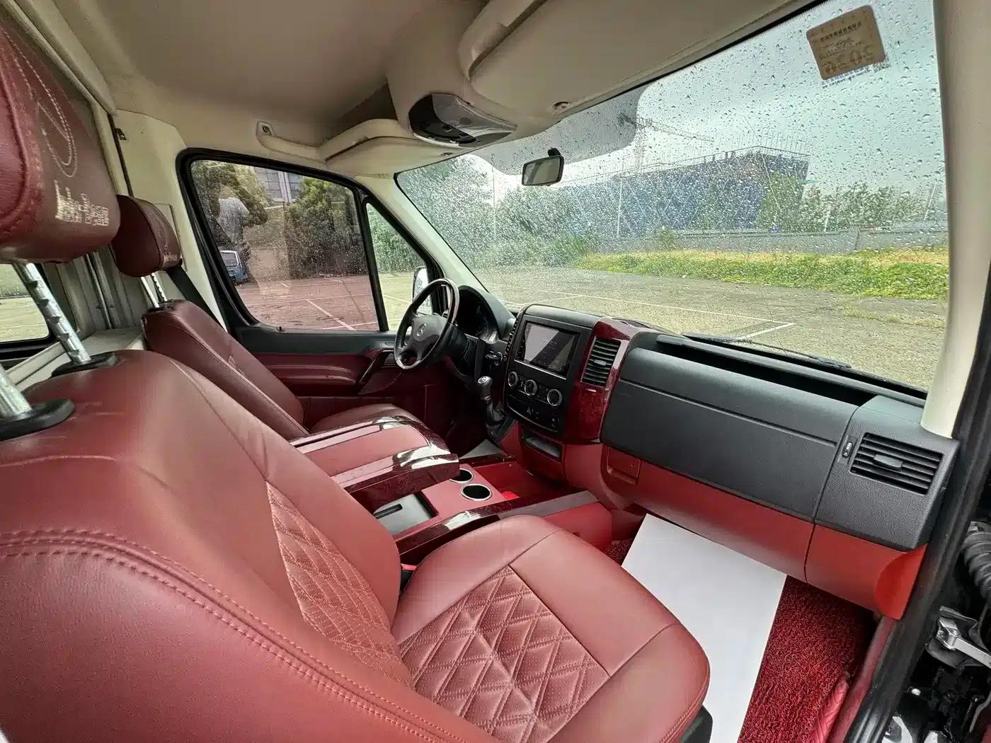 2018 Sprinter 3.5L Automatic — миниатюра 11