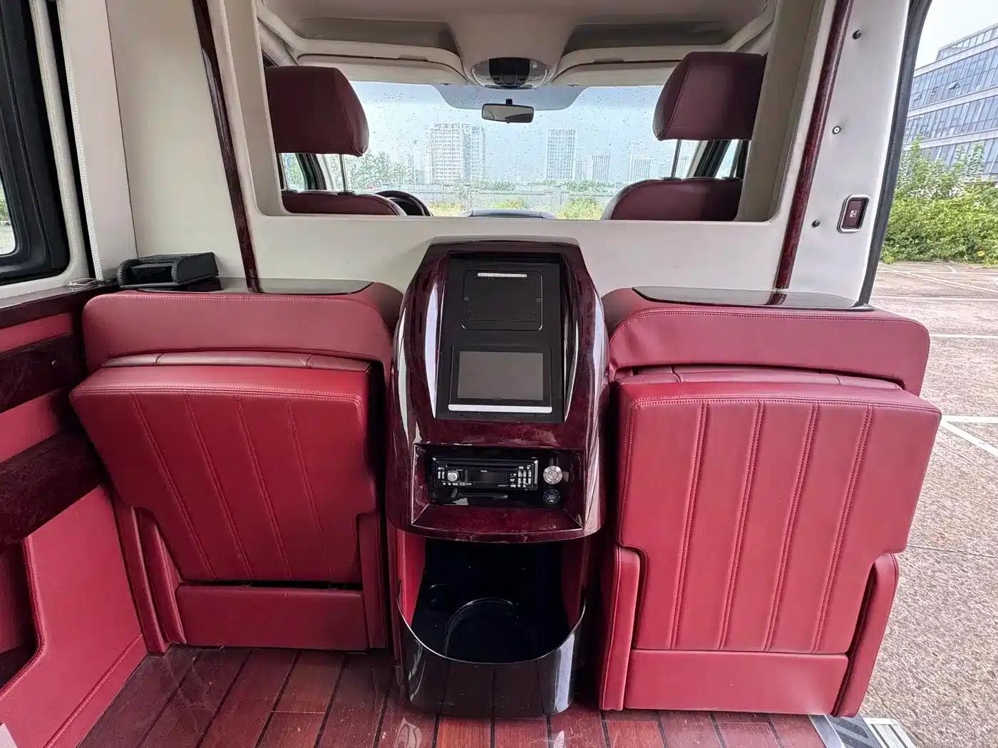 2018 Sprinter 3.5L Automatic — миниатюра 12