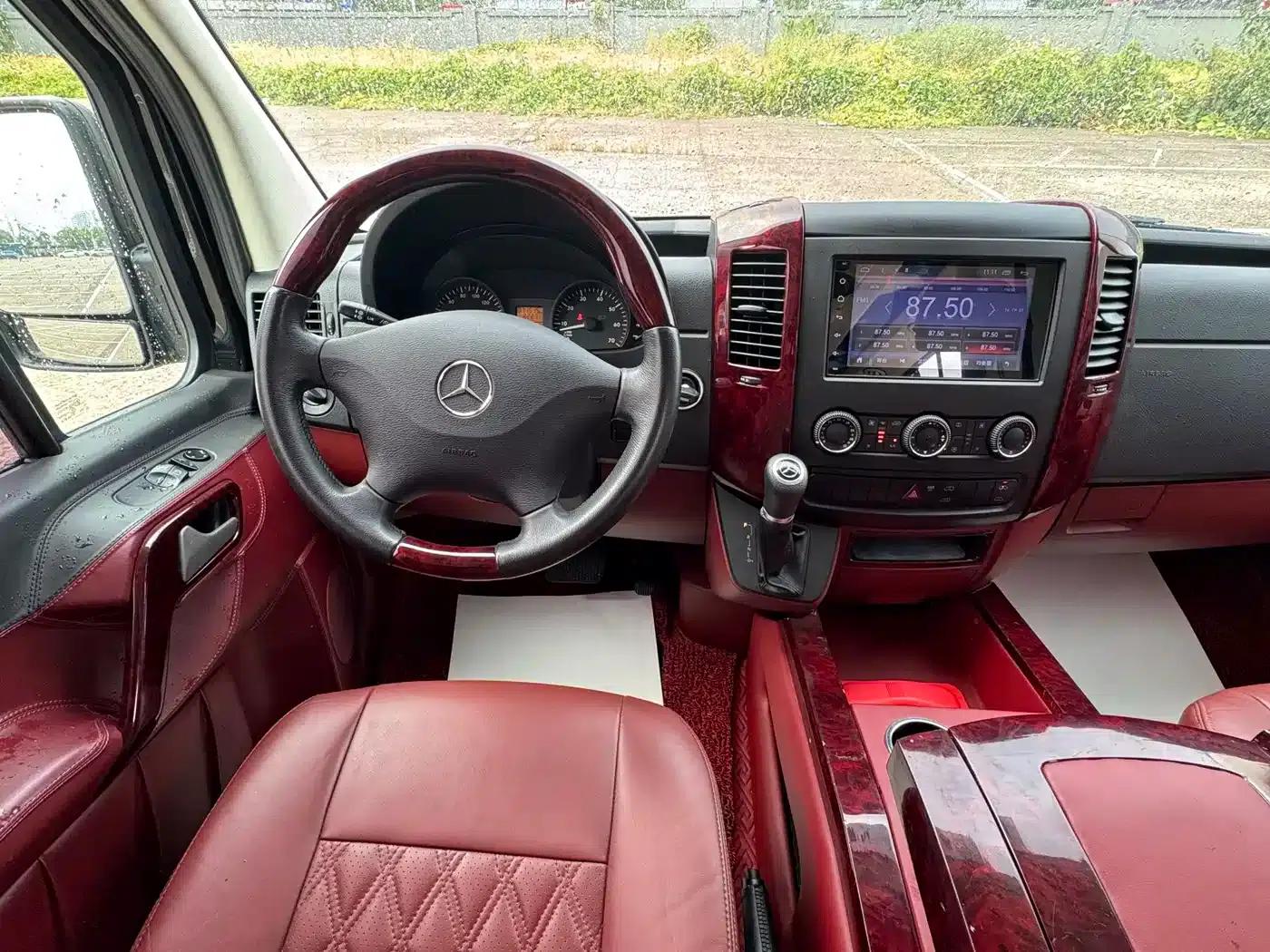 2018 Sprinter 3.5L Automatic — миниатюра 17