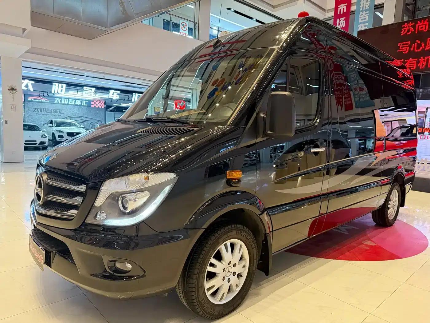 2015 Sprinter 3.5L Automatic — миниатюра 1