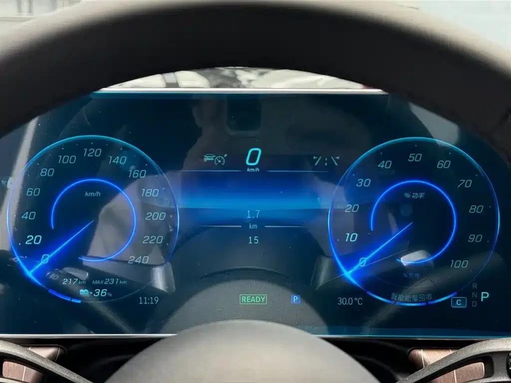 Mercedes-Benz EQE SUV 2024 500 4MATIC Pioneer Edition — миниатюра 12