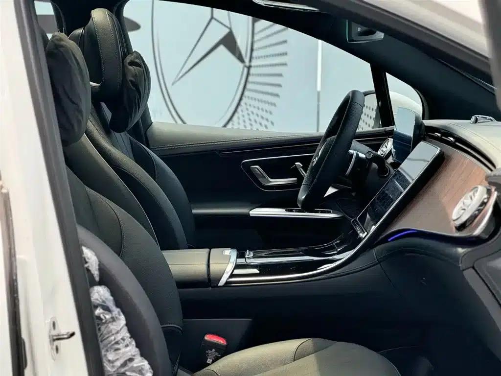 Mercedes-Benz EQE SUV 2024 500 4MATIC Pioneer Edition — миниатюра 8