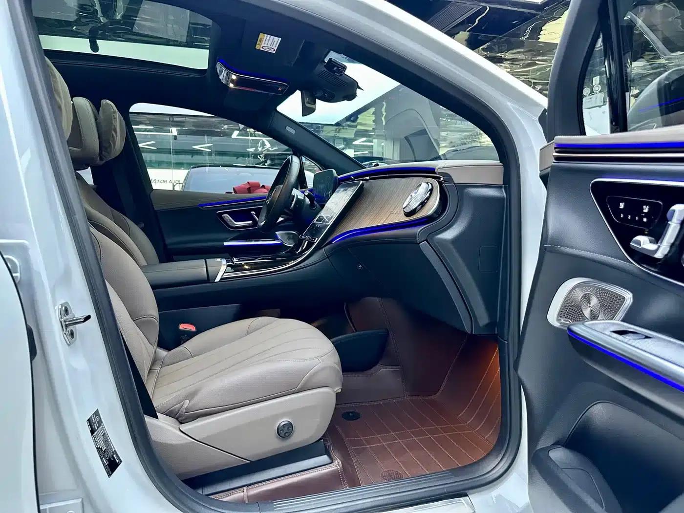 Mercedes-Benz EQE SUV 2023 350 4MATIC Luxury Edition — миниатюра 12