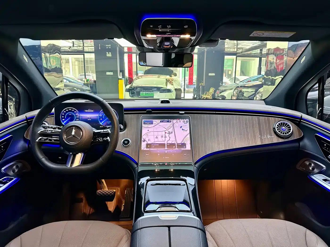 Mercedes-Benz EQE SUV 2023 350 4MATIC Luxury Edition — миниатюра 14
