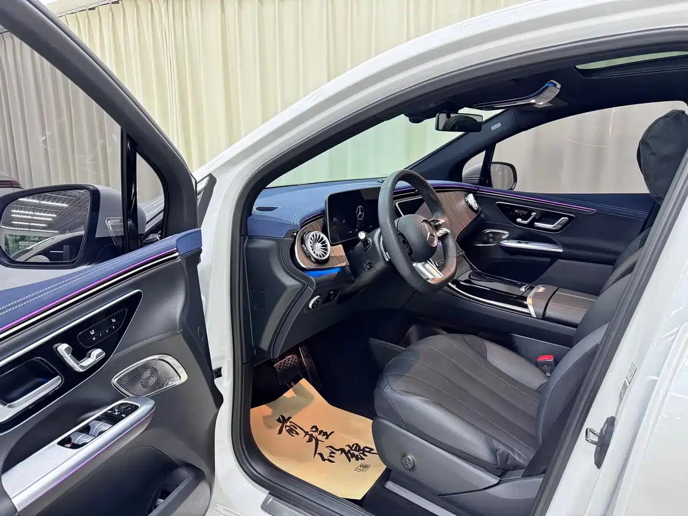 Mercedes-Benz EQE SUV 2023 500 4MATIC — миниатюра 5