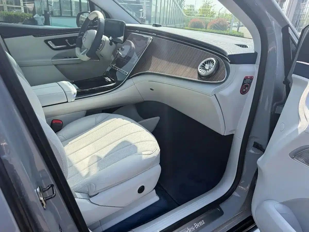 Mercedes-Benz EQE SUV 2023 350 4MATIC Pioneer Edition — миниатюра 16