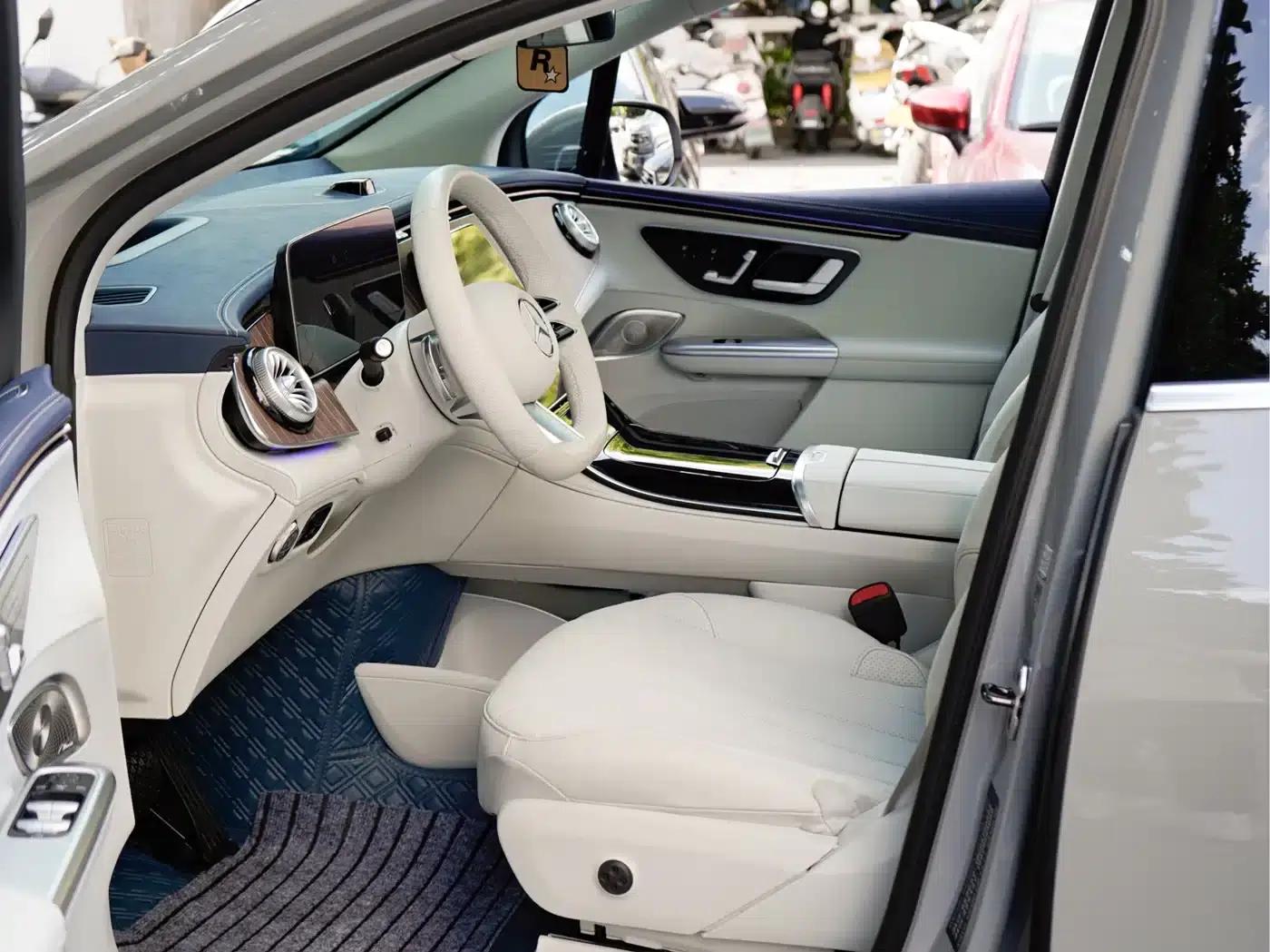 Mercedes-Benz EQE SUV 2023 350 4MATIC Luxury Edition — миниатюра 11