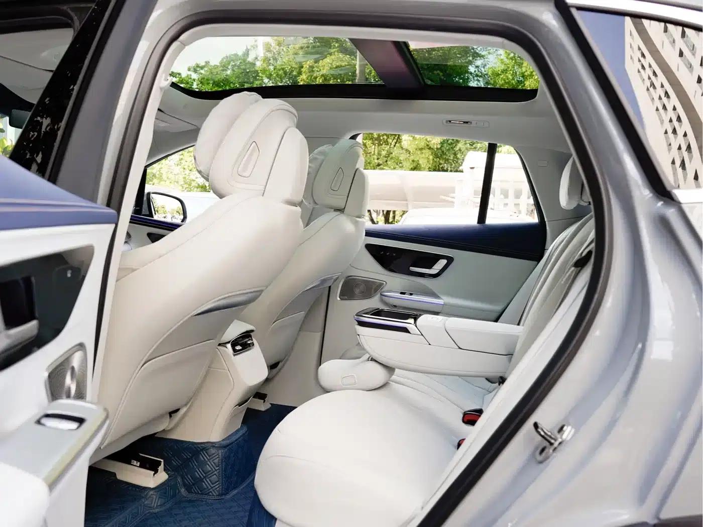 Mercedes-Benz EQE SUV 2023 350 4MATIC Luxury Edition — миниатюра 12