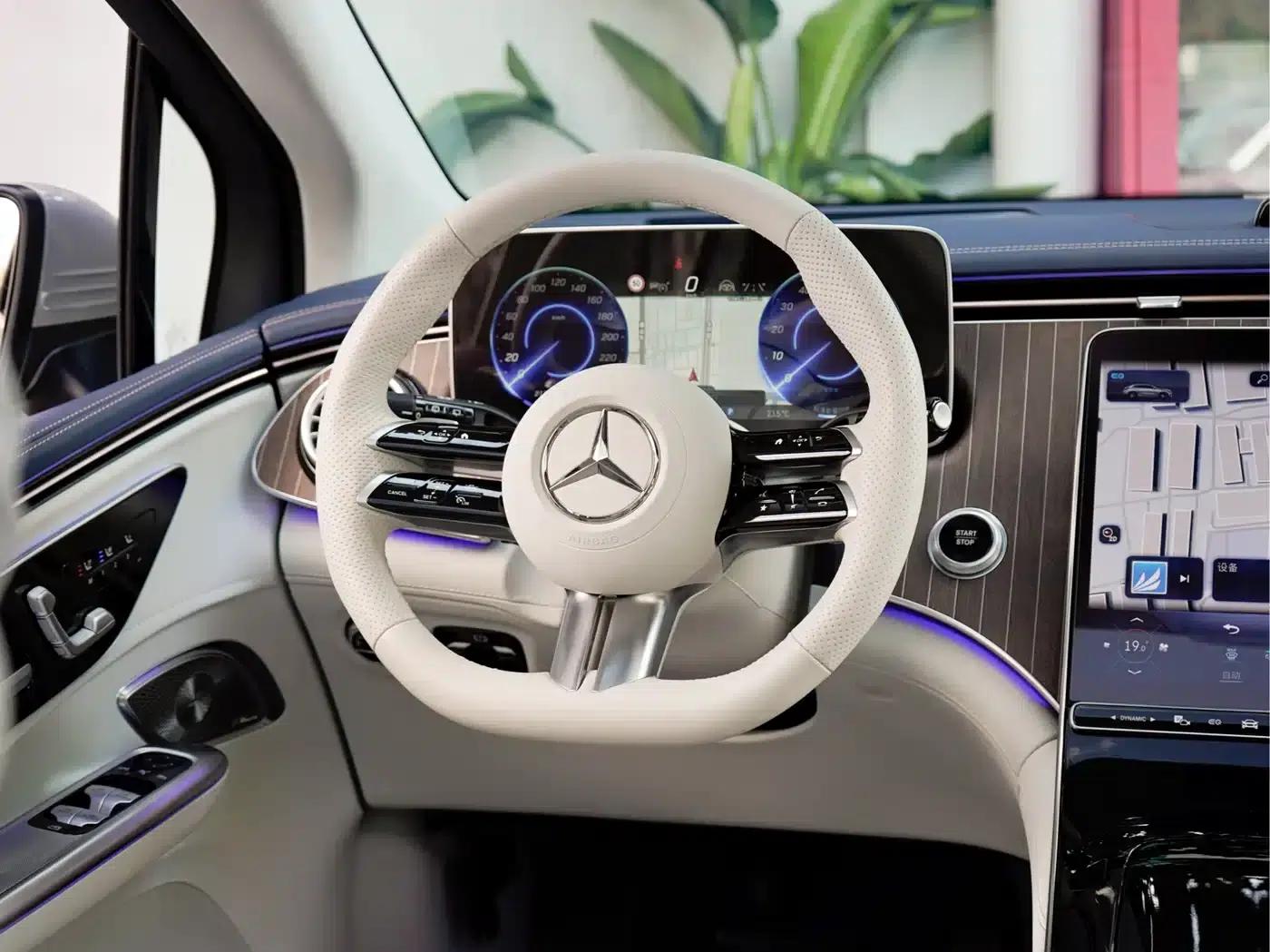 Mercedes-Benz EQE SUV 2023 350 4MATIC Luxury Edition — миниатюра 15