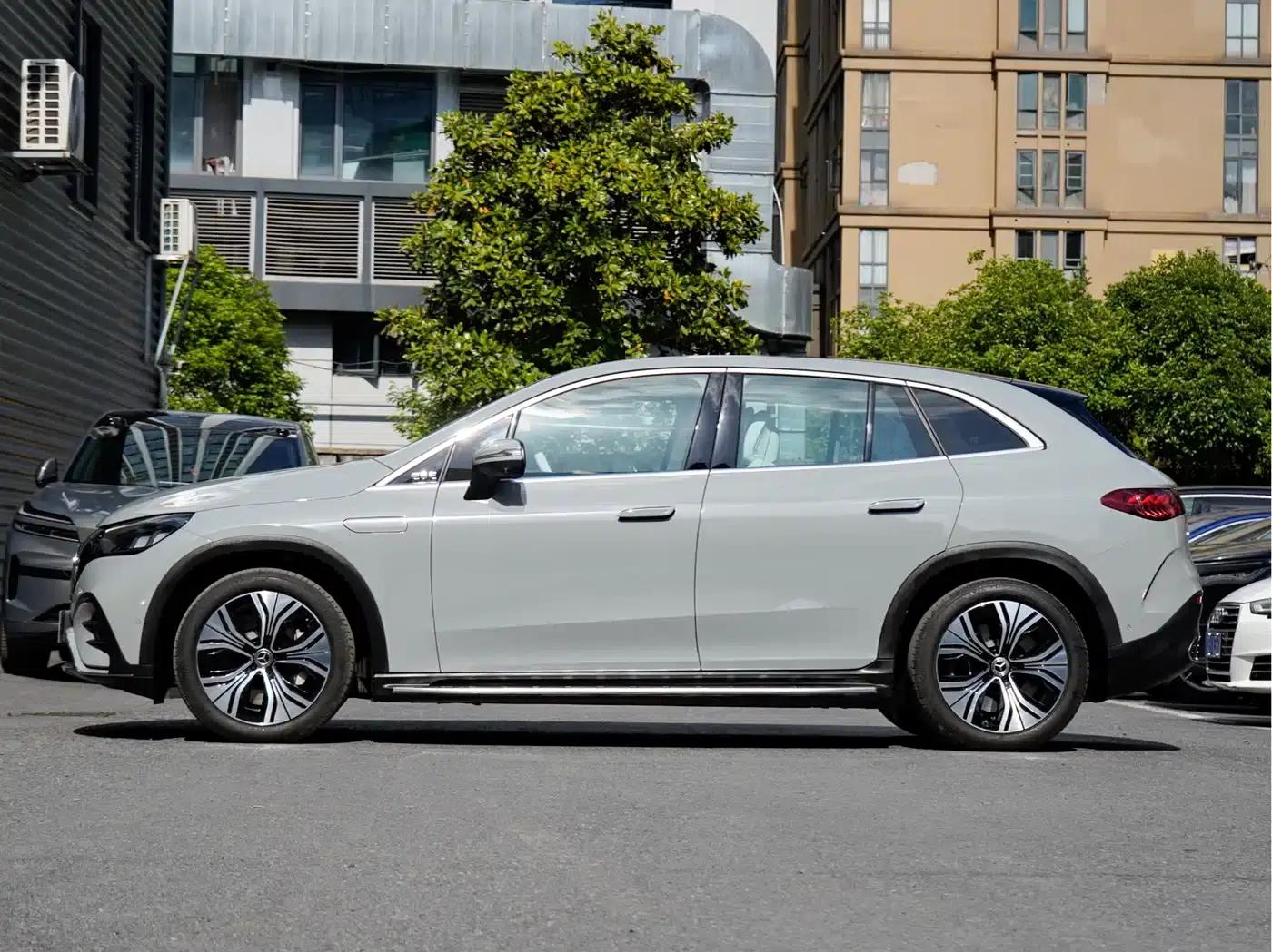 Mercedes-Benz EQE SUV 2023 350 4MATIC Luxury Edition — миниатюра 3