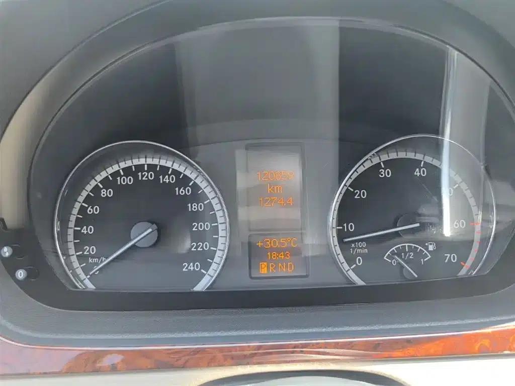 Viano 2013 3.0L Comfort Edition — миниатюра 12