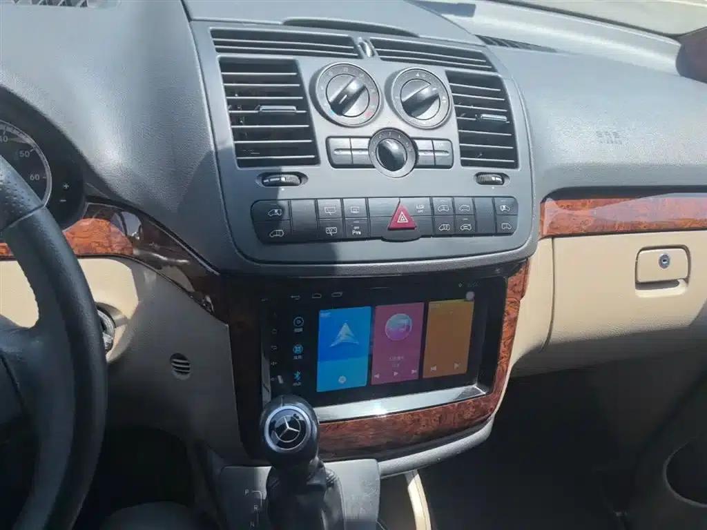Viano 2013 3.0L Comfort Edition — миниатюра 13