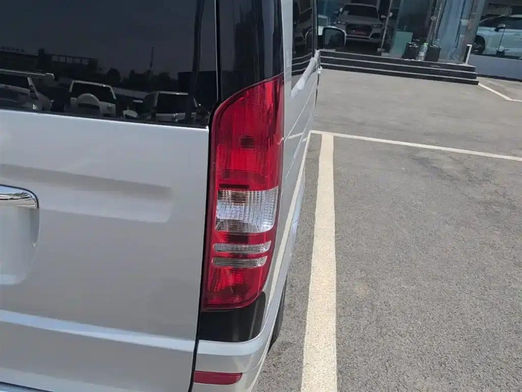 Viano 2013 3.0L Comfort Edition — миниатюра 8