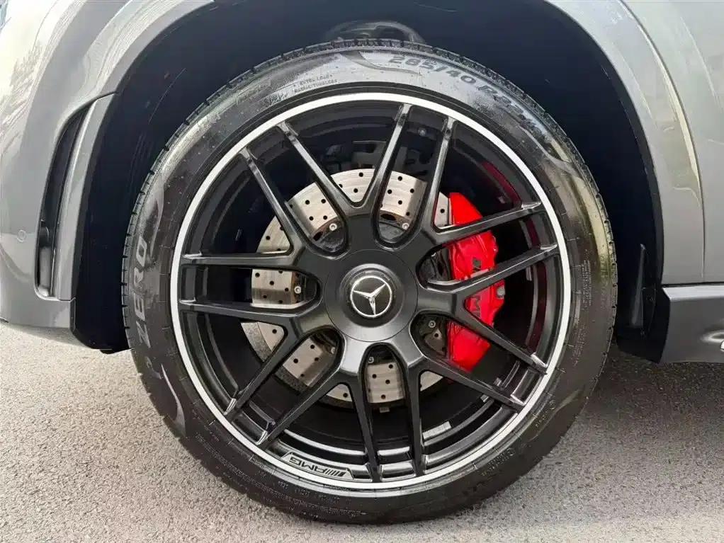 2022 Mercedes-Benz GLE Coupe AMG Model: AMG GLE 53 4MATIC+ Coupe SUV — миниатюра 13