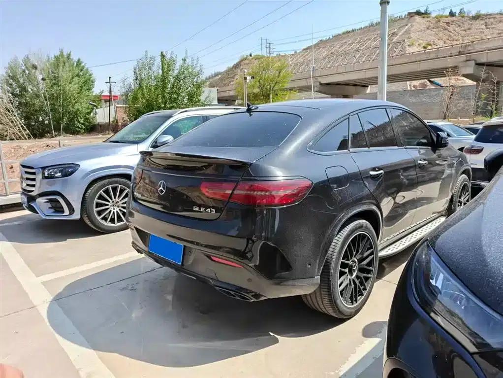 Mercedes-Benz GLE Coupe AMG 2017 AMG GLE 43 4MATIC Coupe SUV — миниатюра 2