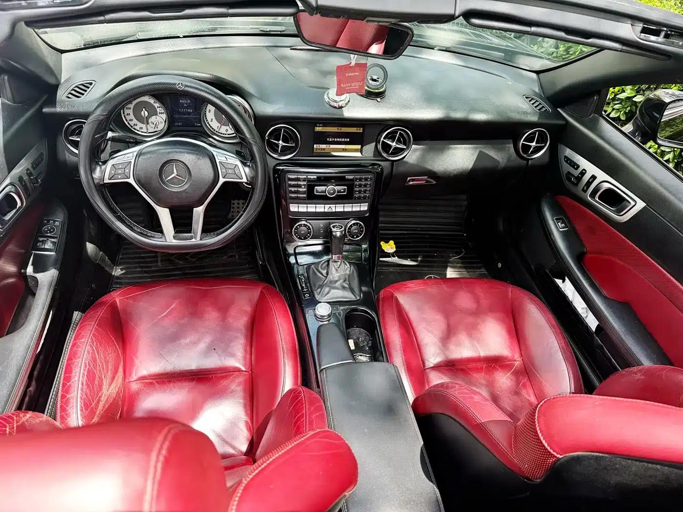 Mercedes-Benz SLK-Class 2011 SLK 200 Fashion Edition — миниатюра 8