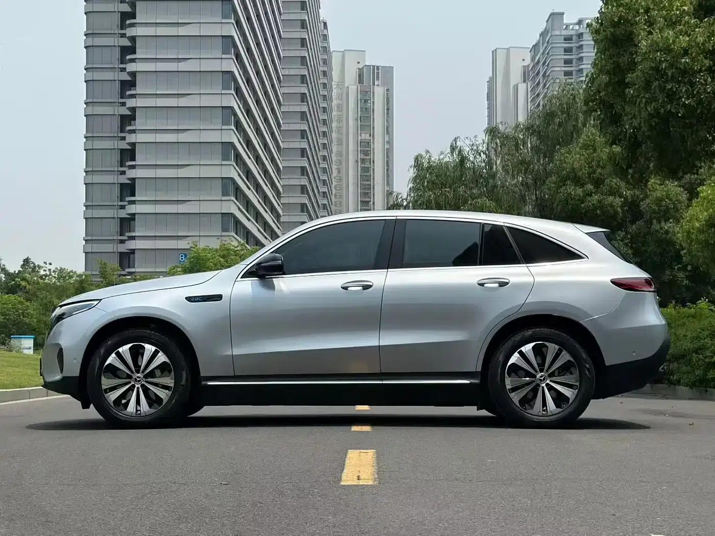 Mercedes-Benz EQC 2021 Model EQC 350 4MATIC — миниатюра 7