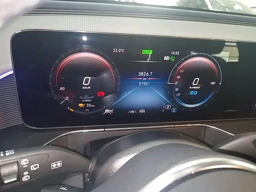 Mercedes-Benz EQC 2021 Model EQC 400 4MATIC — миниатюра 12