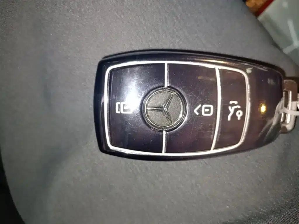 Mercedes-Benz EQC 2021 Model EQC 400 4MATIC — миниатюра 9