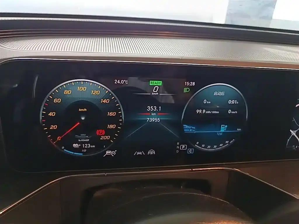 Mercedes-Benz EQC 2020 Model EQC 400 4MATIC — миниатюра 12