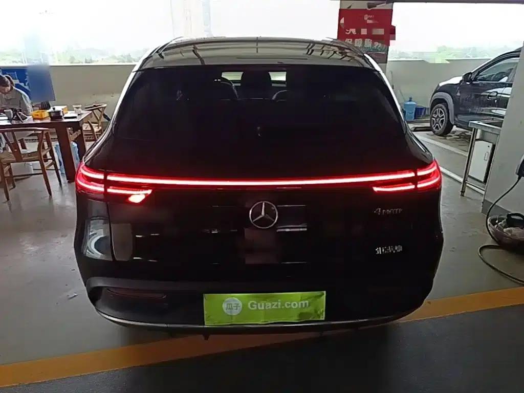 Mercedes-Benz EQC 2020 Model EQC 400 4MATIC — миниатюра 6