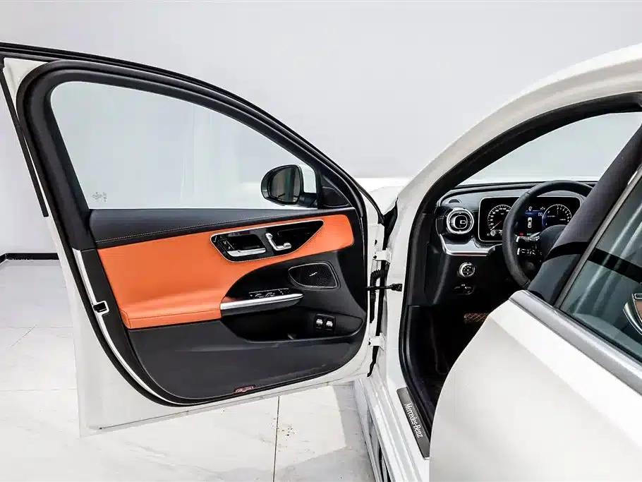 Mercedes-Benz C-Class PHEV 2024 Facelift C 350 eL — миниатюра 6