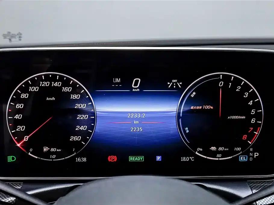 Mercedes-Benz C-Class PHEV 2024 Facelift C 350 eL — миниатюра 11