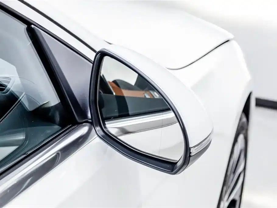 Mercedes-Benz C-Class PHEV 2024 Facelift C 350 eL — миниатюра 21